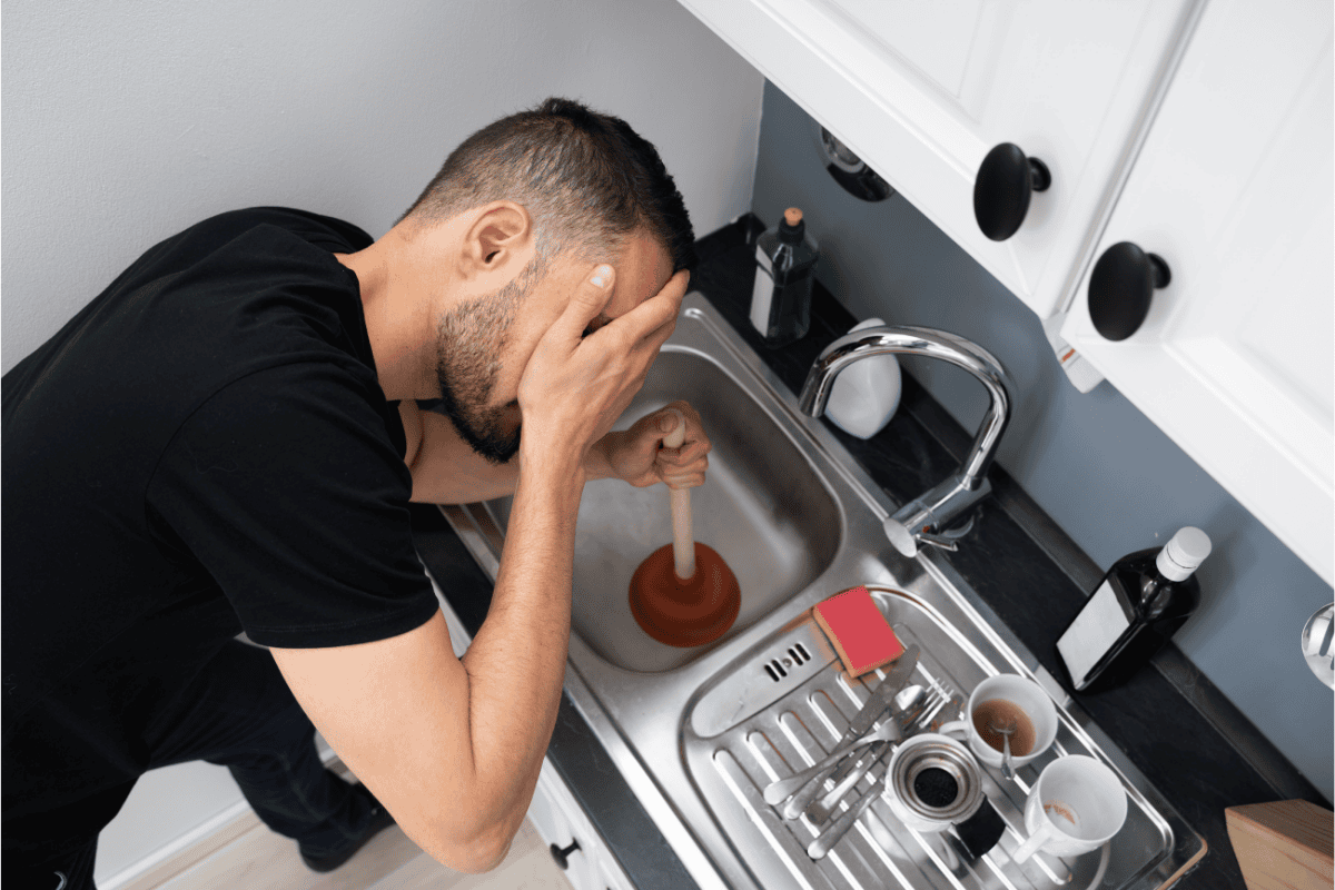 5 Easy Ways To Unblock a Clogged Shower Drain